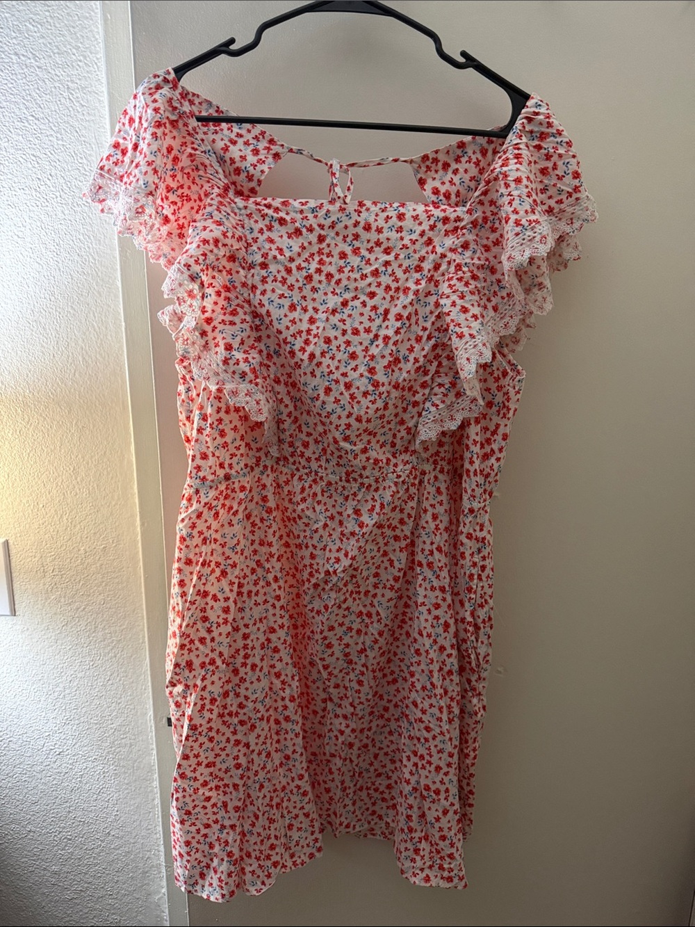 Old Navy White Dress with Red Floral Ruffle Sleeves